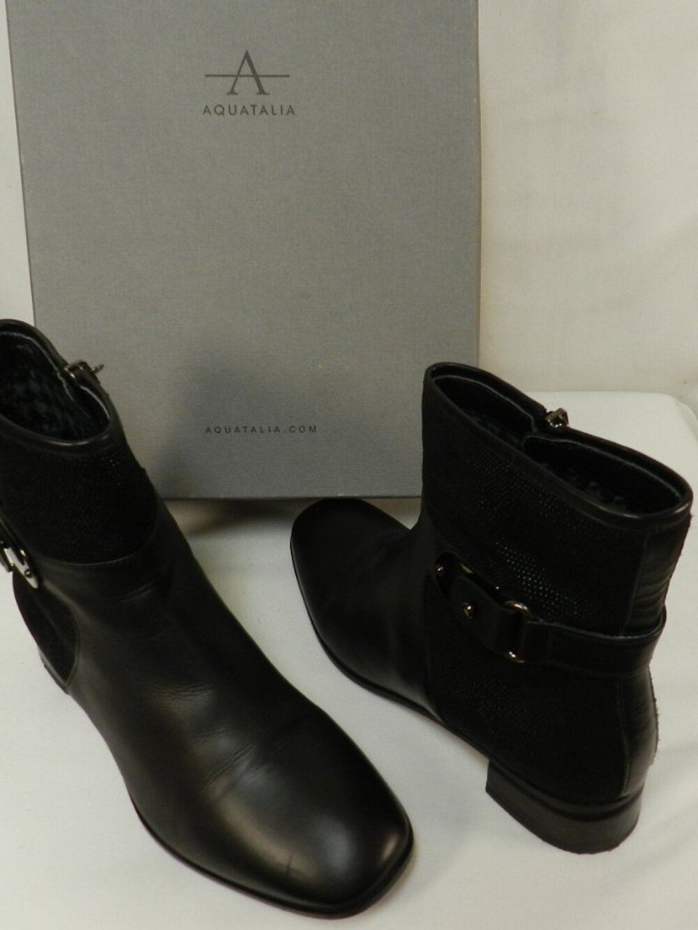 Aquatalia Leather Suede Weather Resistant black ankle zip boots w/ Box Size Sz 7